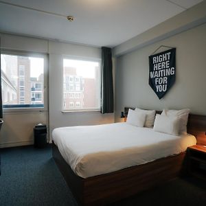 Executive Queen Room
